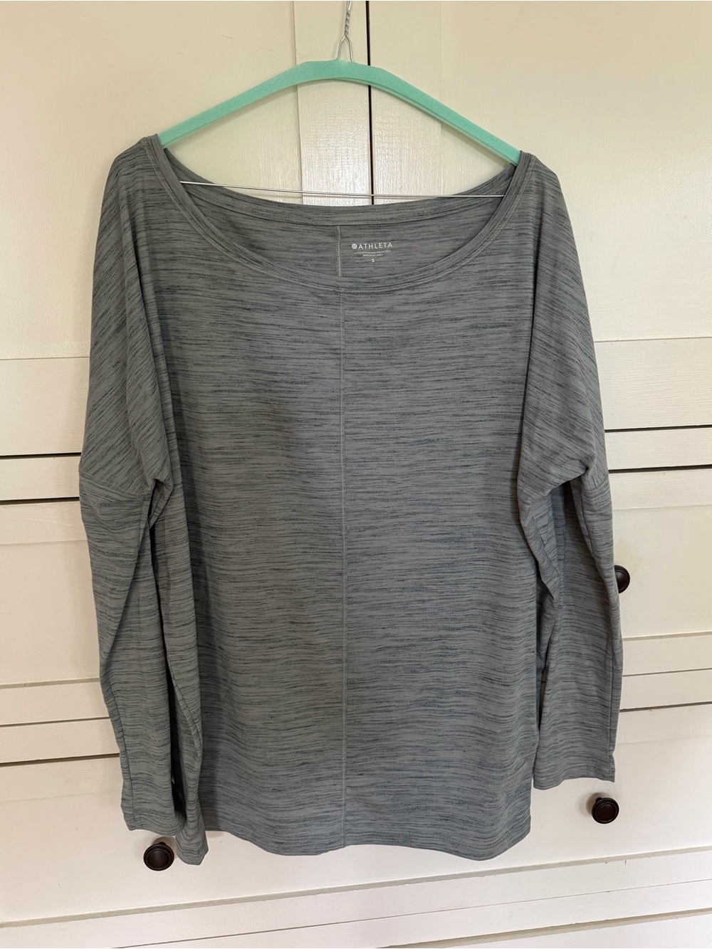 Athleta Heather Greenish-Gray Wide-Neck Long Sleeve Top